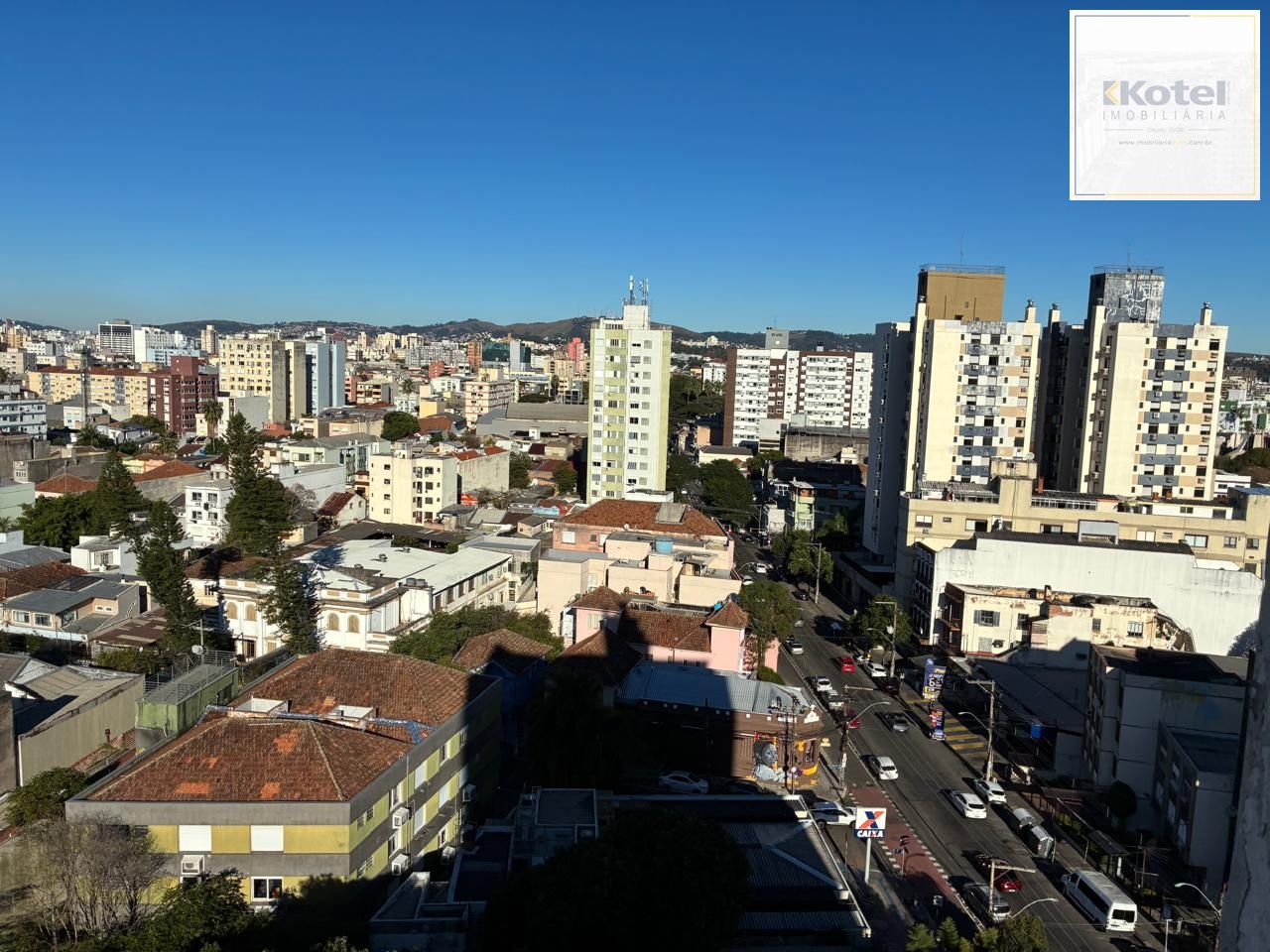 AMPLO APARTAMENTO DE 3 DORMITÓRIOS NA CIDADE BAIXA — foto 2