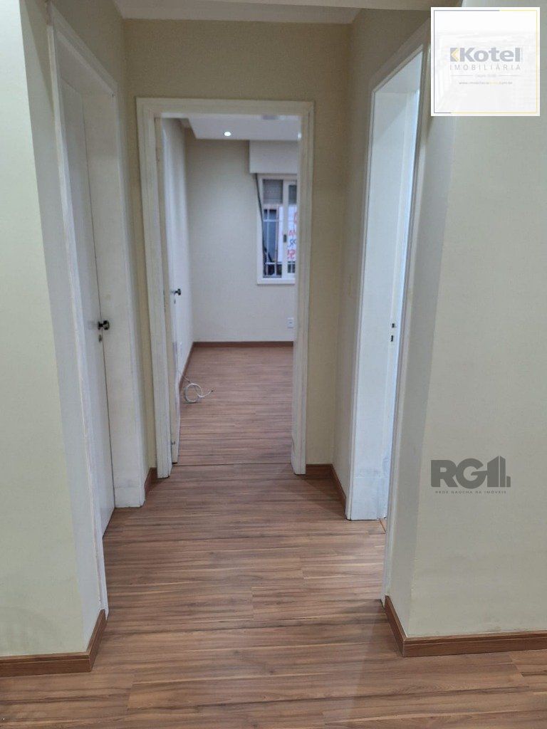 Apartamento- 2 dormitórios - 57,37 m² - CAVALHADA — foto 3