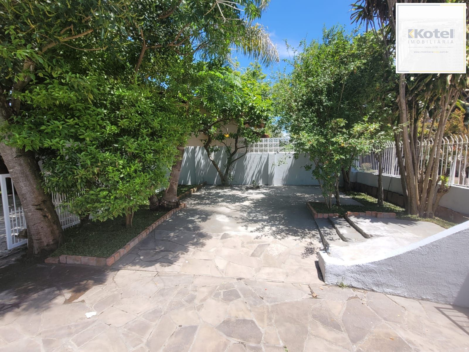 Casa no bairro Ipanema com 291 m² de área privativa e 8 garagens — foto 3