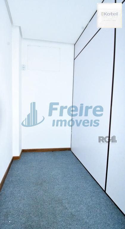 SALA - 32,00 m² - 1 vaga - MENINO DEUS