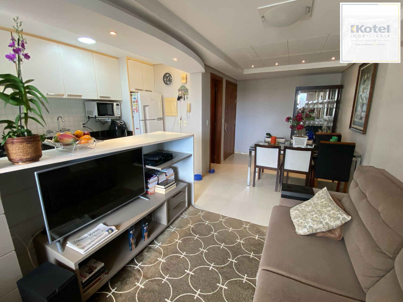 Apartamento 2 dormitórios box, 63m2, cidade baixa