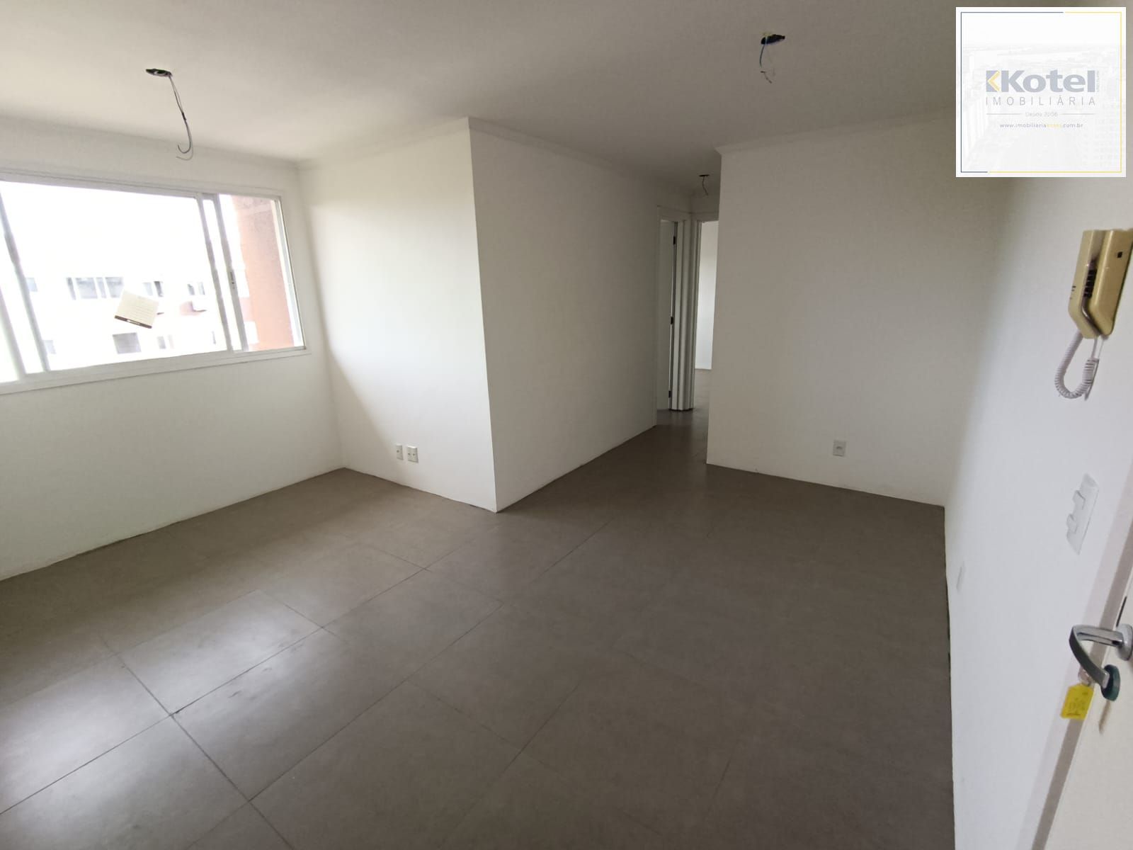 Apartamento em Porto Alegre, no bairro Vila Nova, com 2 dormitório