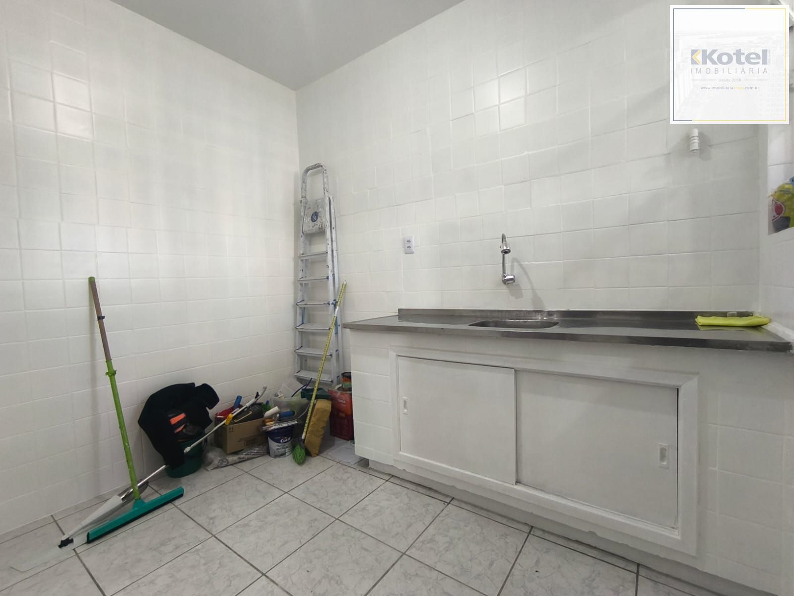 Apartamento 02 dormitórios, av, Ipiranga, Menino Deus — foto 5