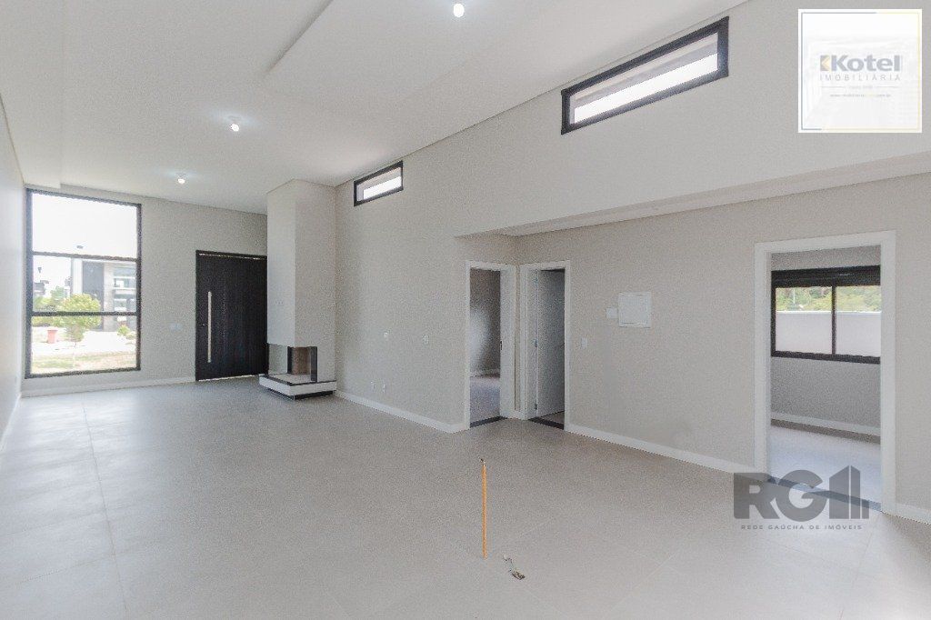 CASA EM CONDOMINIO - 3 dorms.-  3 vagas - 155 m² - GRAVATAÍ