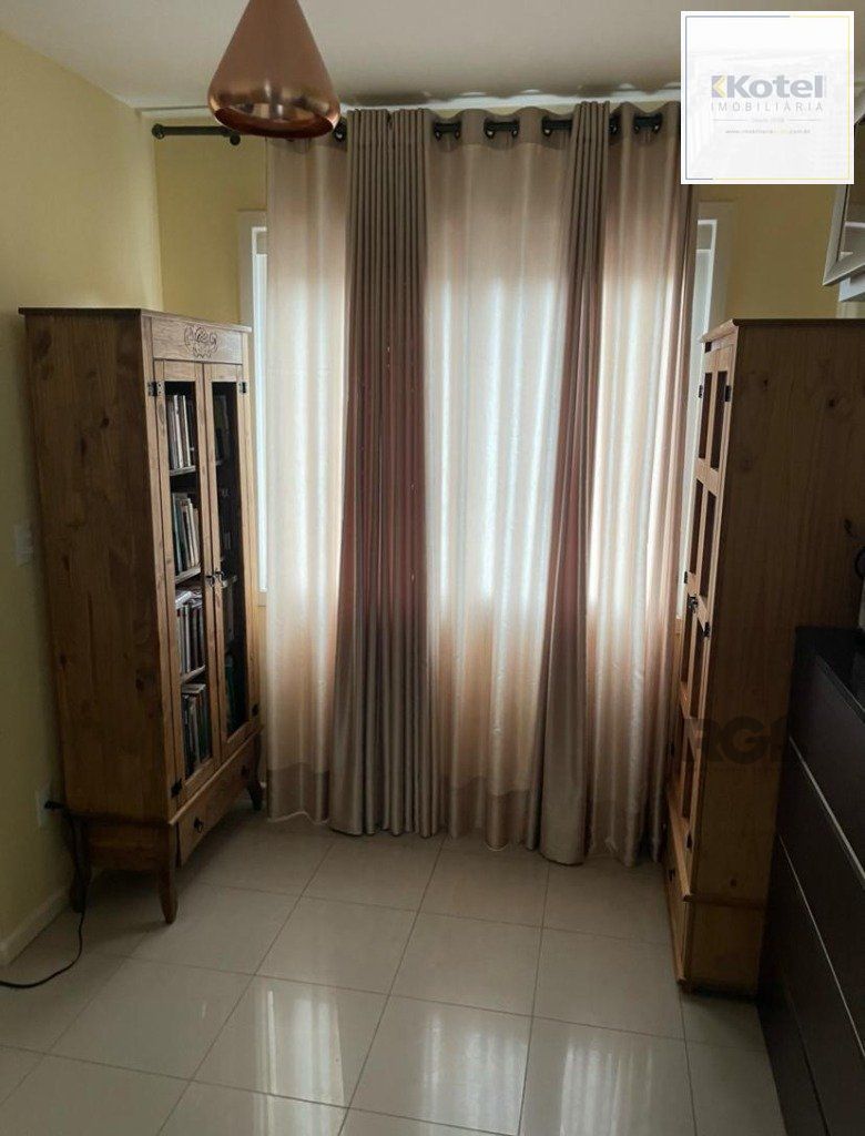 Excelente apartamento reformado 43m² privativo, todos móveis incluidos e ar condicionado.