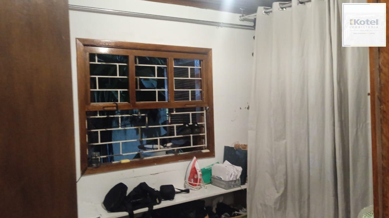 Excelente Oportunidade!! Casa no Jardim Carvalho com 4d (1 suite), 2 banheiros e garagem!!Valor R$ 460.000,00!! — foto 5