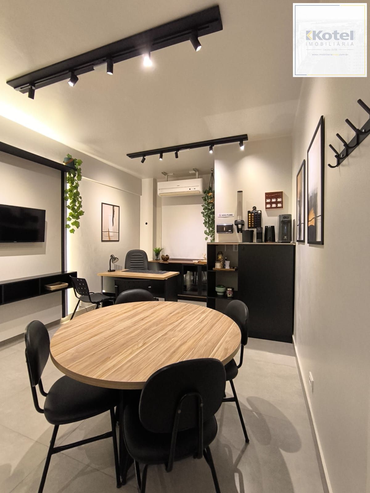 Sala Comercial com vista para o Guaíba