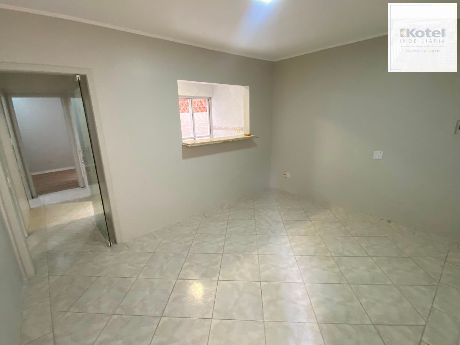 Térreo com 2 dormitórios e pátio
