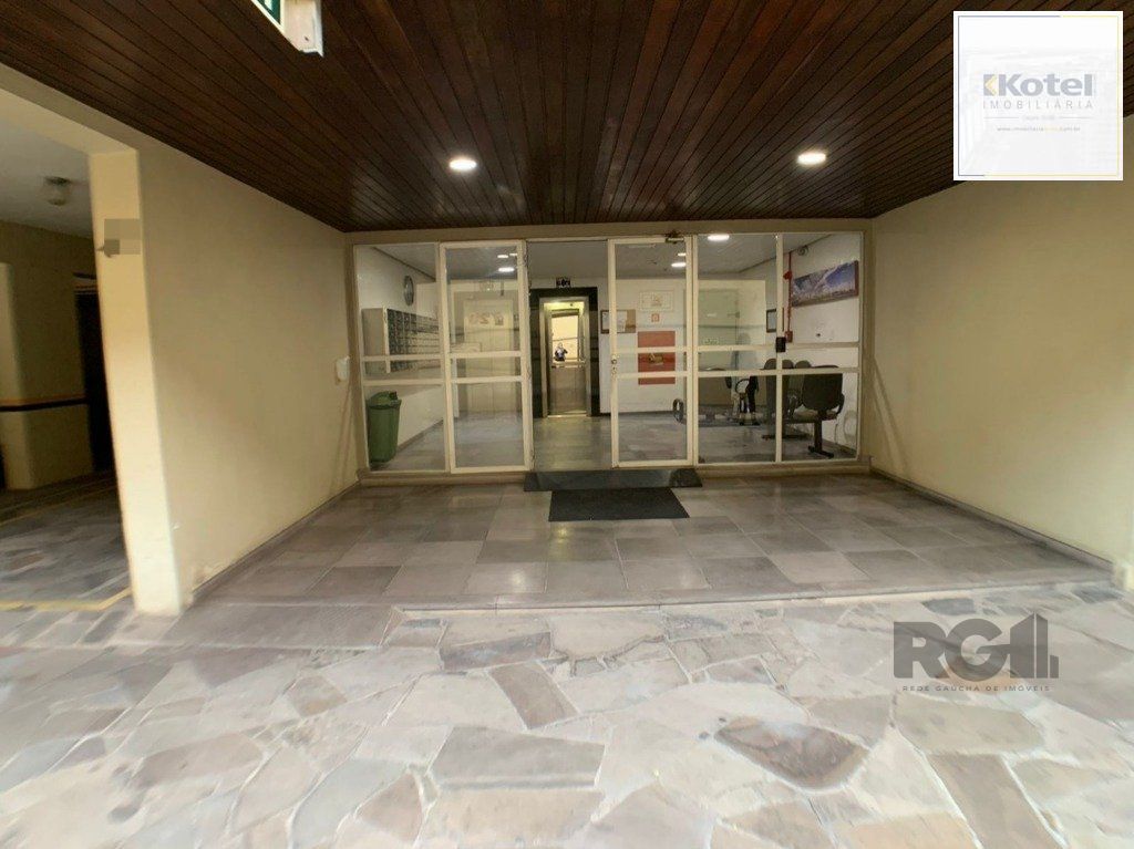 SALA - 32,00 m² -MENINO DEUS
