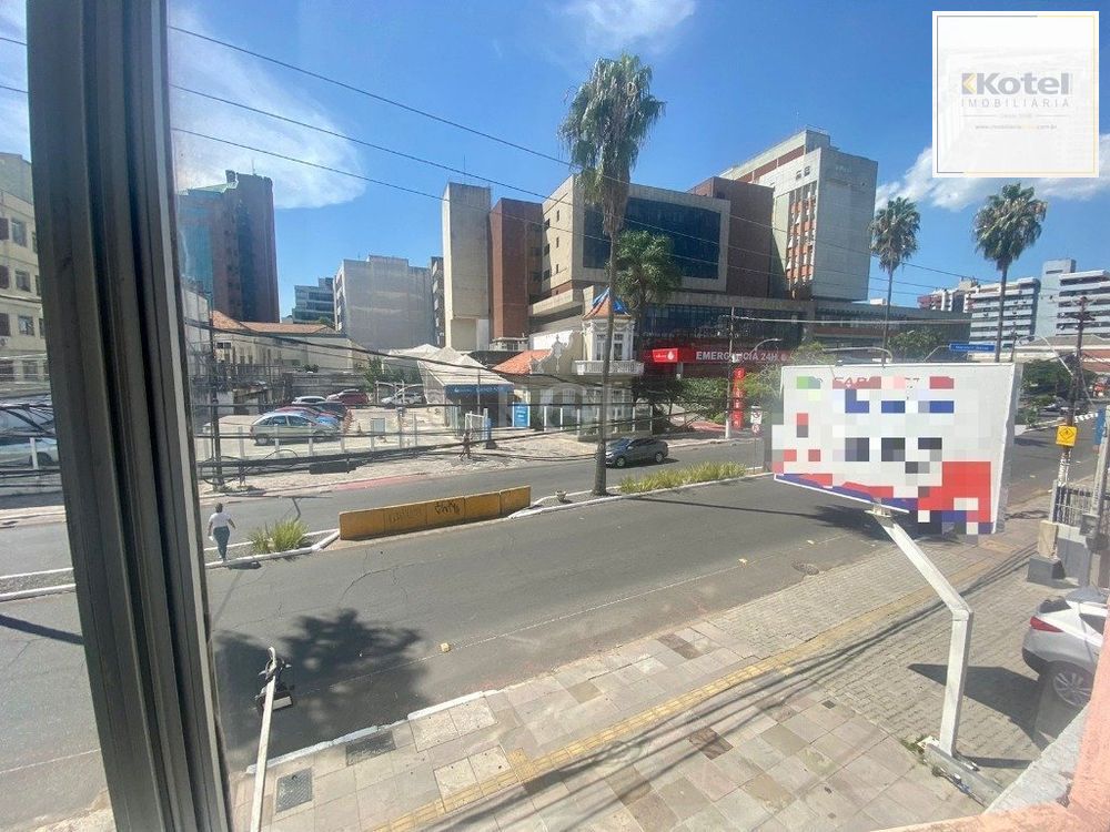 Excelente Sala (dividida em 2 ambientes) no coração do Menino Deus!!  Toda estrutura por apenas R$ 170.000,00!! — foto 2
