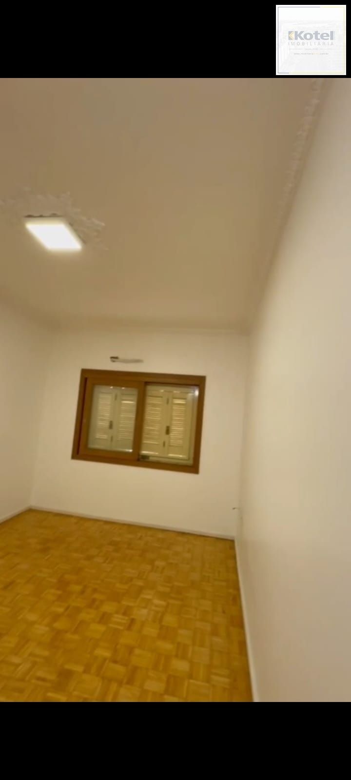 Apartamento 2 dormitórios com vaga no Menino Deus