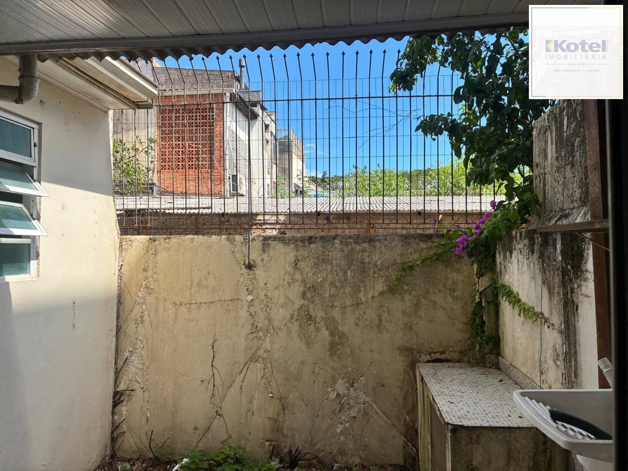 Ótimo Garden na Cidade Baixa — foto 2