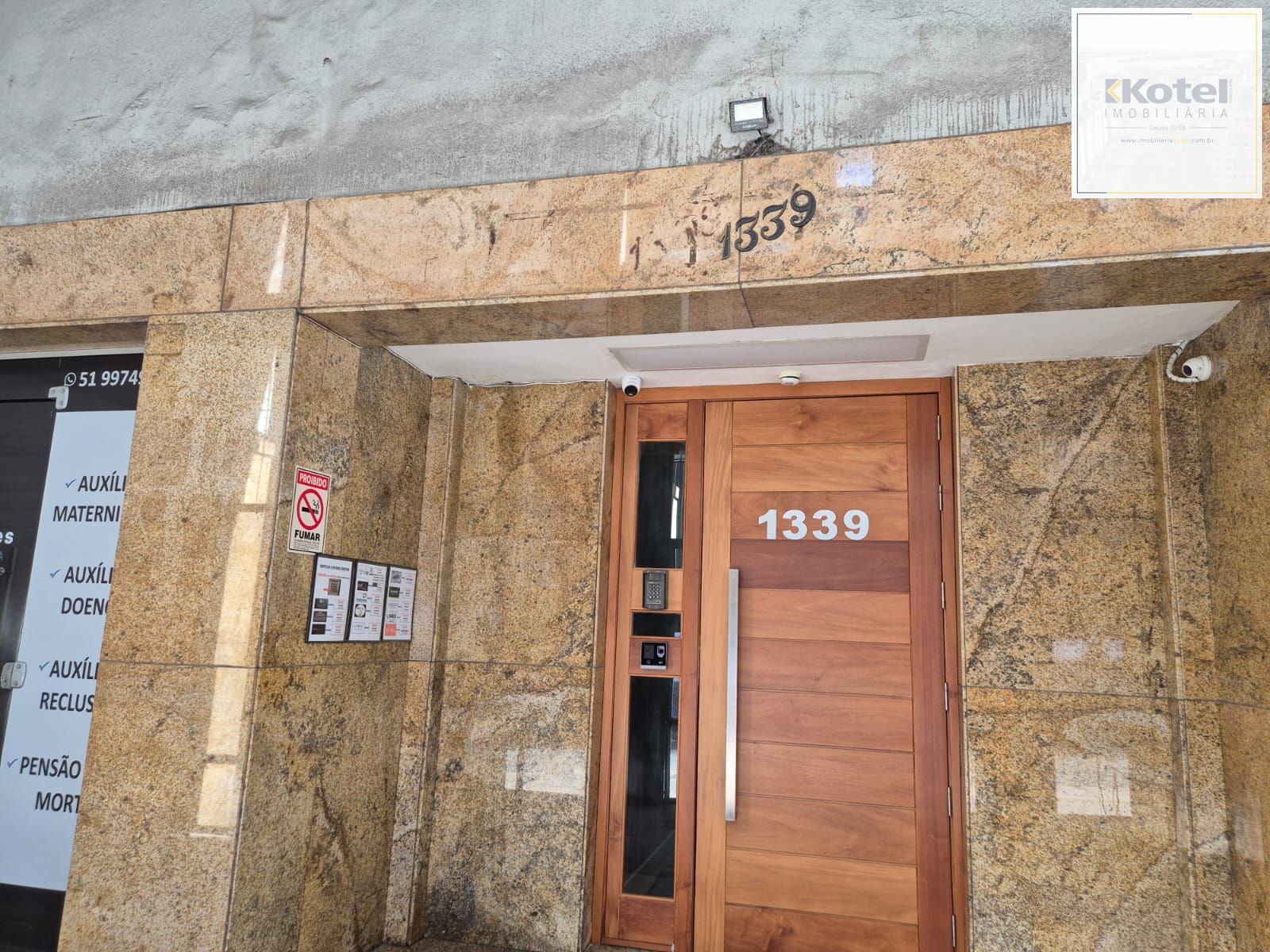 Sala comercial desocupada