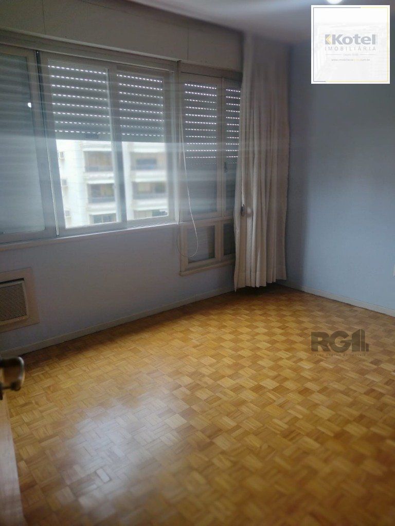 Apartamento 3 dormitórios - 132,00 m²  -  1 vaga - MENINO DEUS