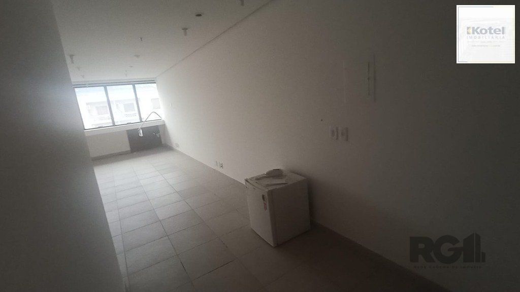 SALA - 41 M² - 1 VAGA -   MENINO DEUS — foto 4