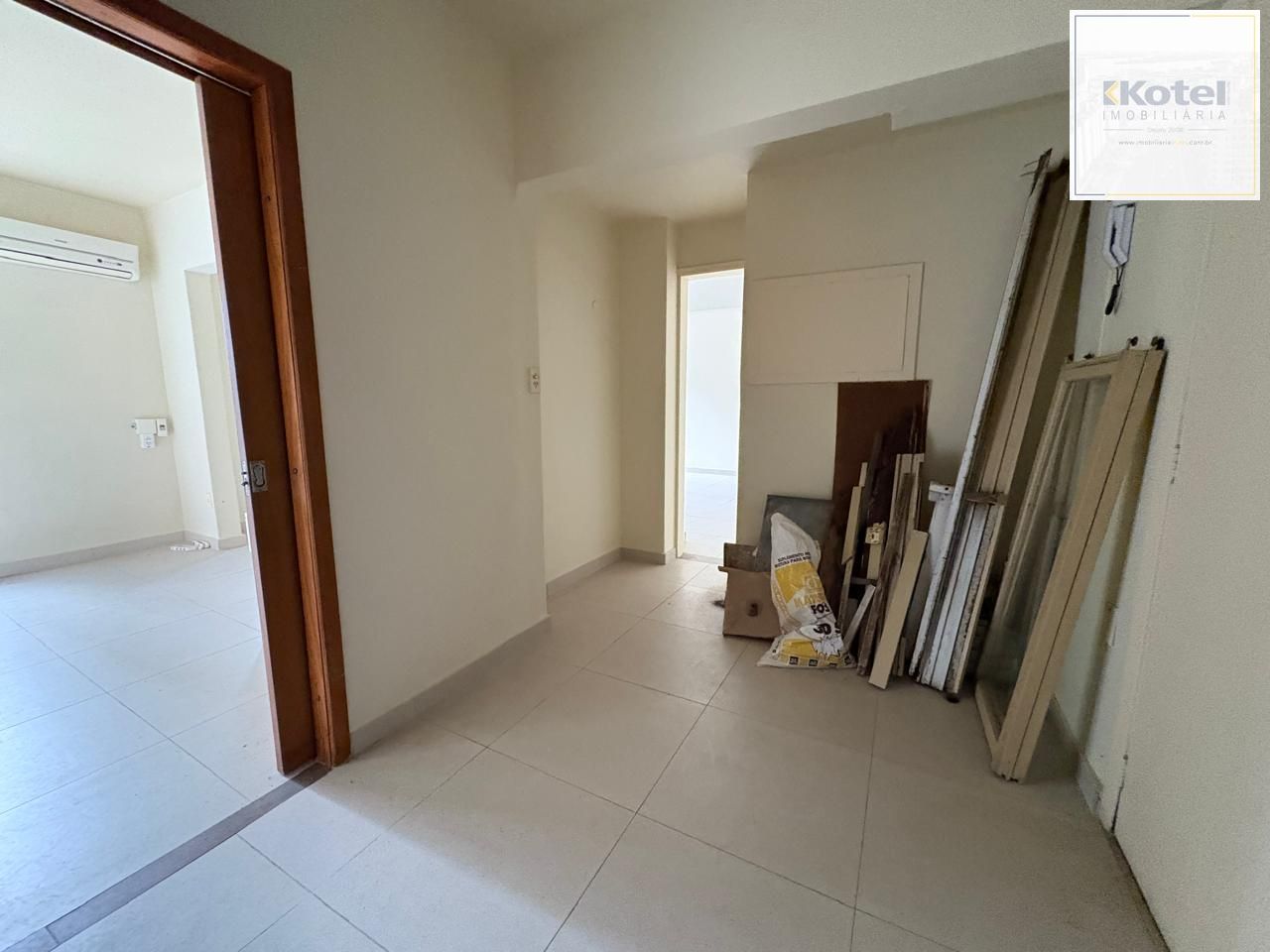 Sala comercial 26,73m² no centro de Porto Alegre