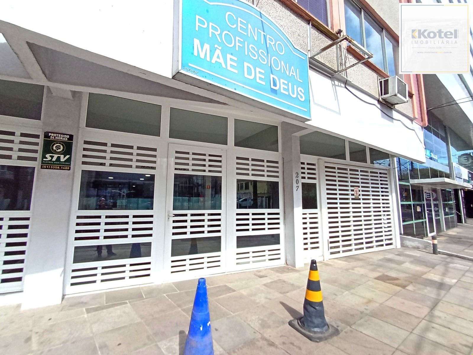 Sala Comercial no Centro Profissional Mãe de Deus Sala 203, 1 sala, à venda, 47 m², Menino Deus - Porto Alegre — foto 3