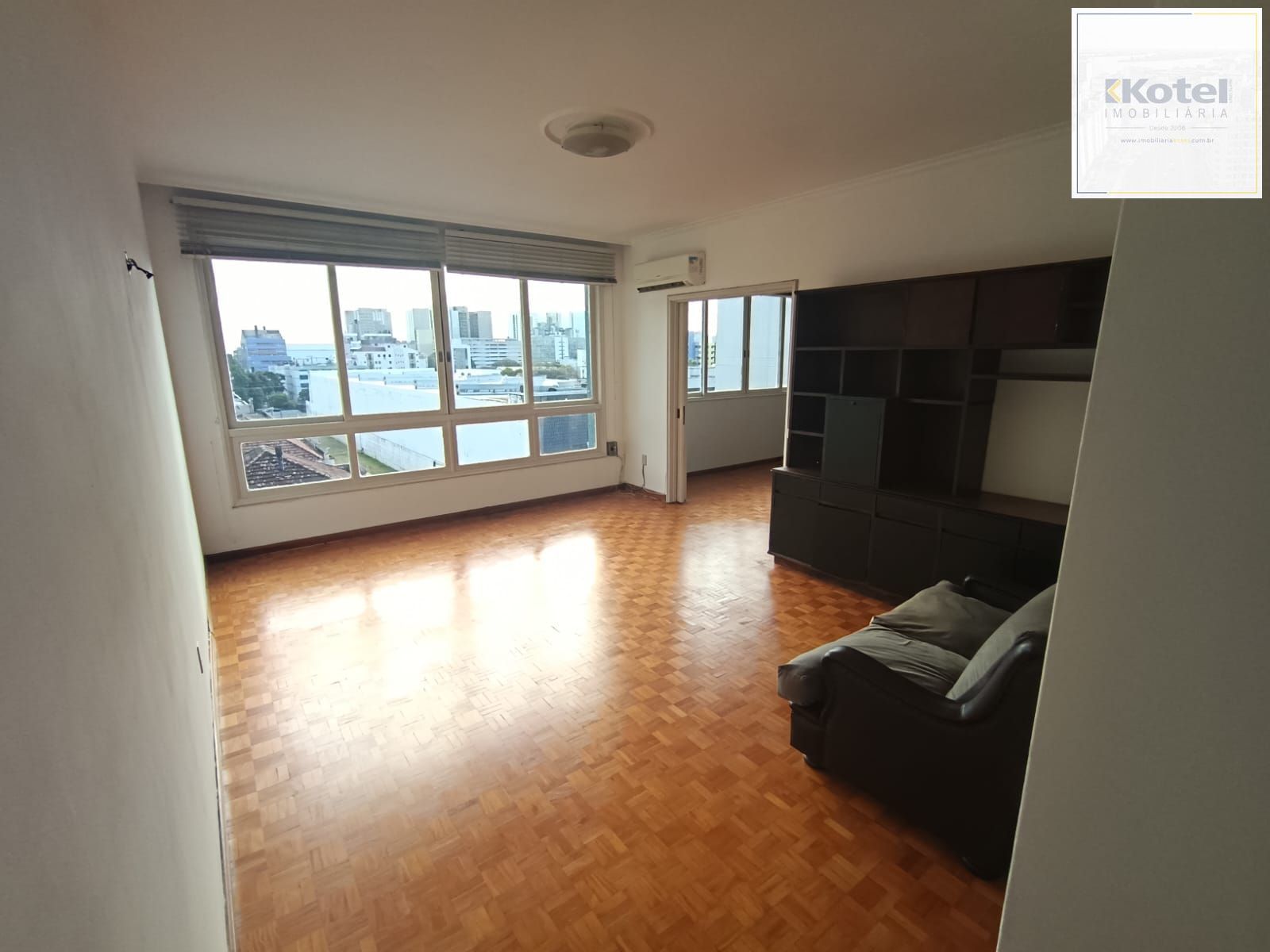 Apartamento, 3 quartos, à venda, 132 m², Menino Deus - Porto Alegre — foto 4