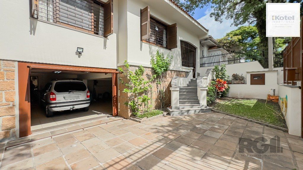 Casa com 3 Quartos e 2 vagas à venda, 344 m² por R$ 2.800.000,00 — foto 2