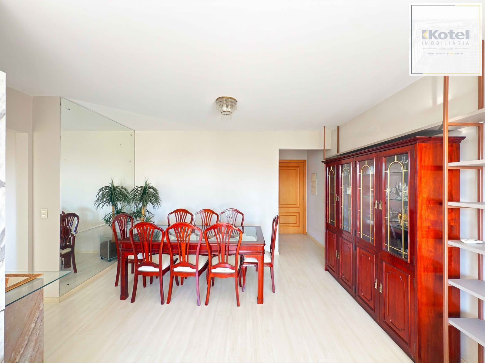 Apartamento com 3 Quartos, suíte e Infraestrutura completa à venda, 89m² - Menino Deus