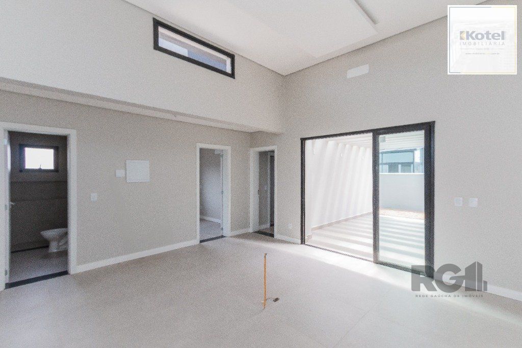 CASA EM CONDOMINIO - 3 dorms.-  3 vagas - 155 m² - GRAVATAÍ