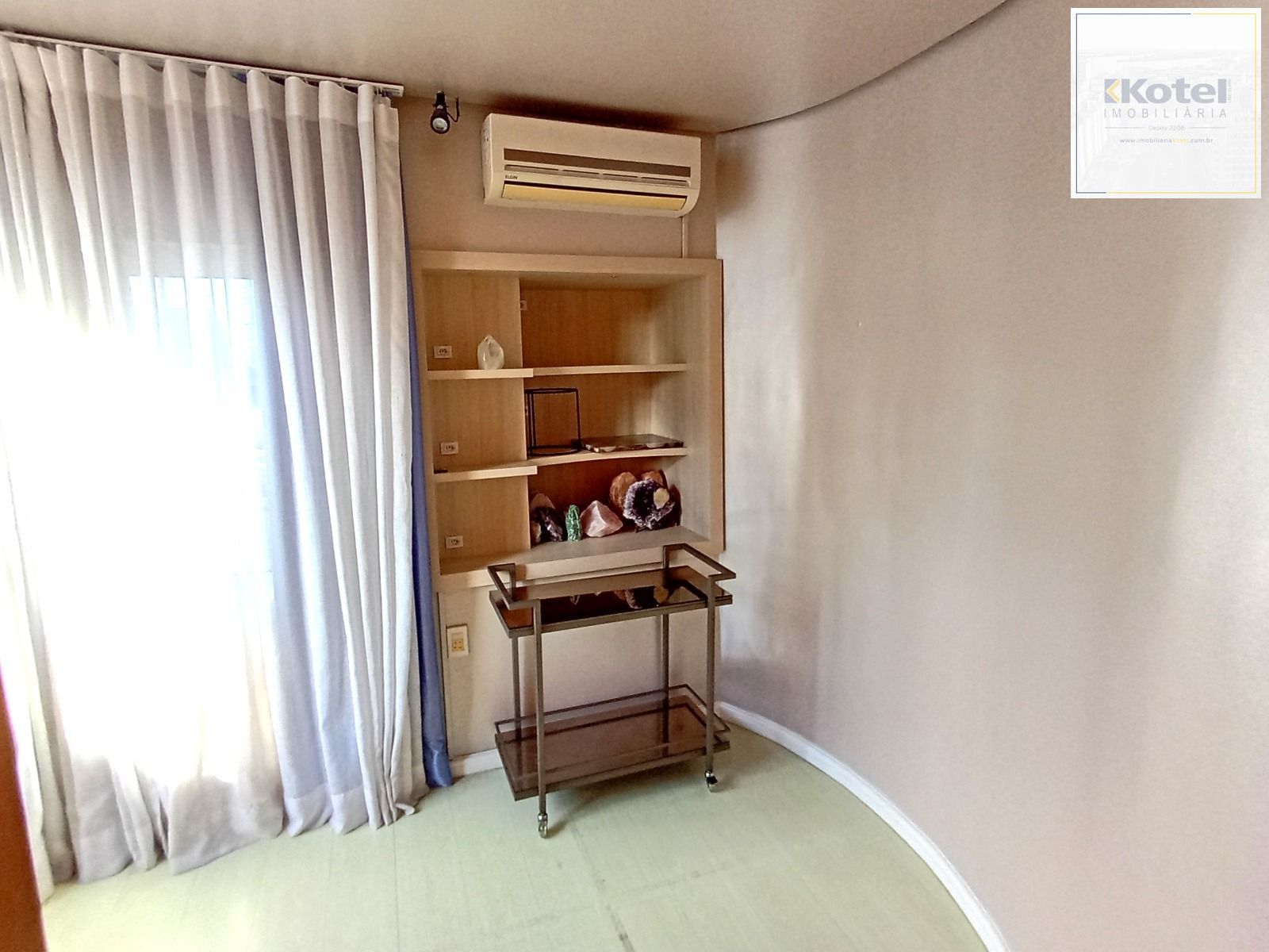 Sala Comercial, 2 salas, à venda, 46 m², Três Figueiras - Porto Alegre — foto 4