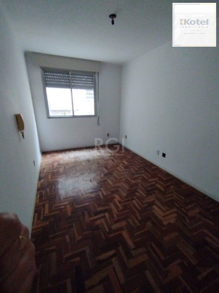 Apartamento para Venda - 42.3m², 1 dormitório, Cidade Baixa