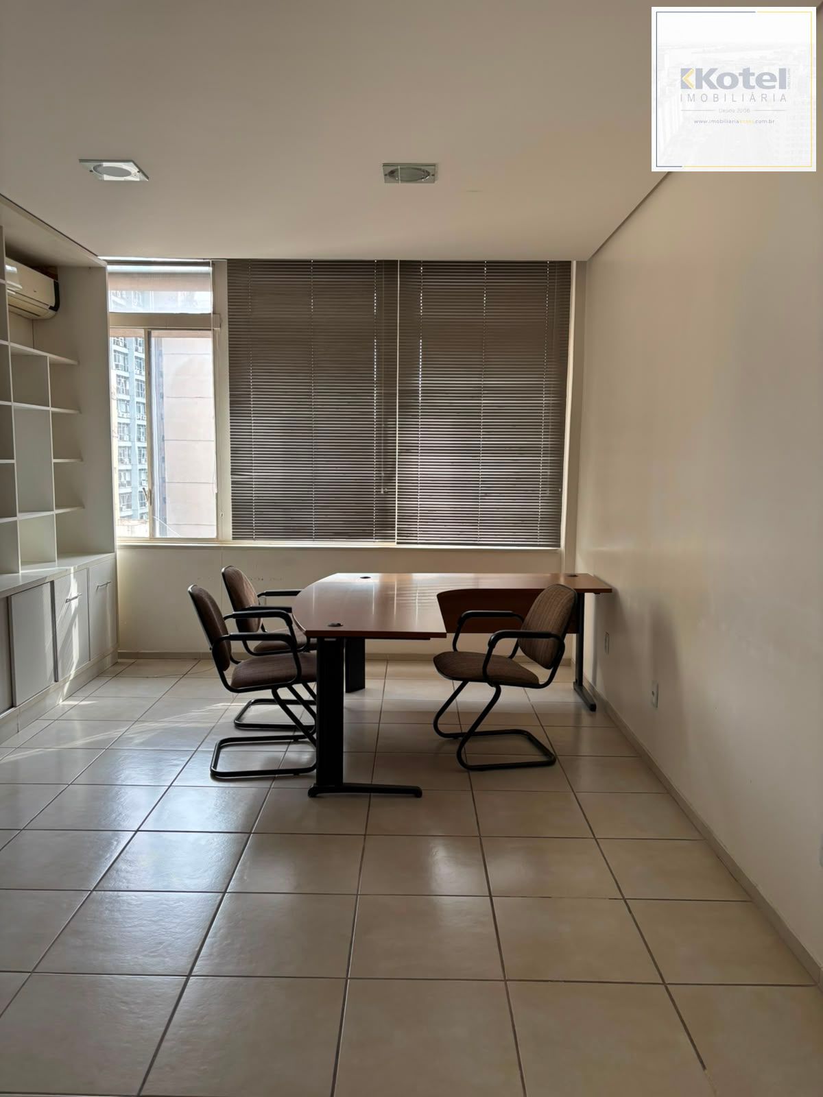 Conjunto Comercial, 1 sala, à venda, 58 m², Centro Histórico - Porto Alegre — foto 2