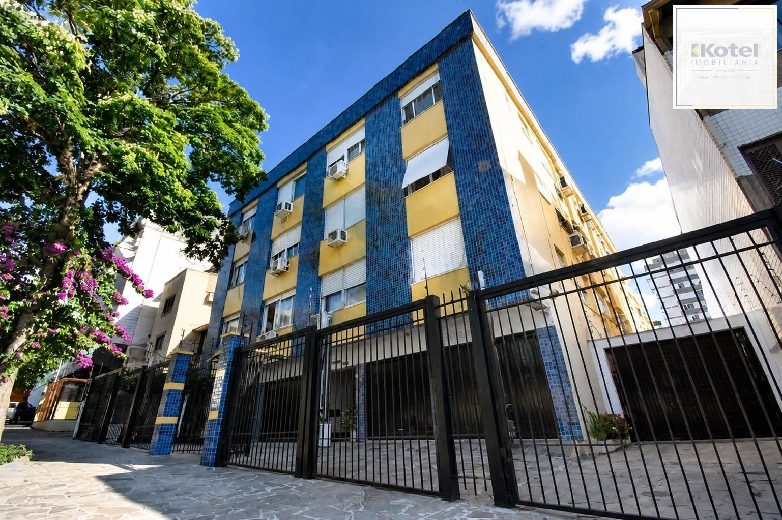 Apartamento, 2 quartos, à venda, 74 m², Menino Deus - Porto Alegre — foto 2