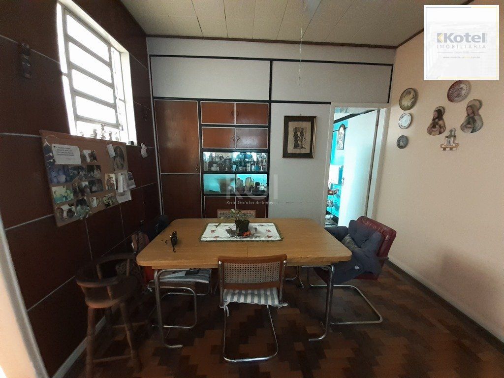 Casa para Venda - 290m², 3 dormitórios, sendo 1 suites, 3 vagas - Menino Deus — foto 3