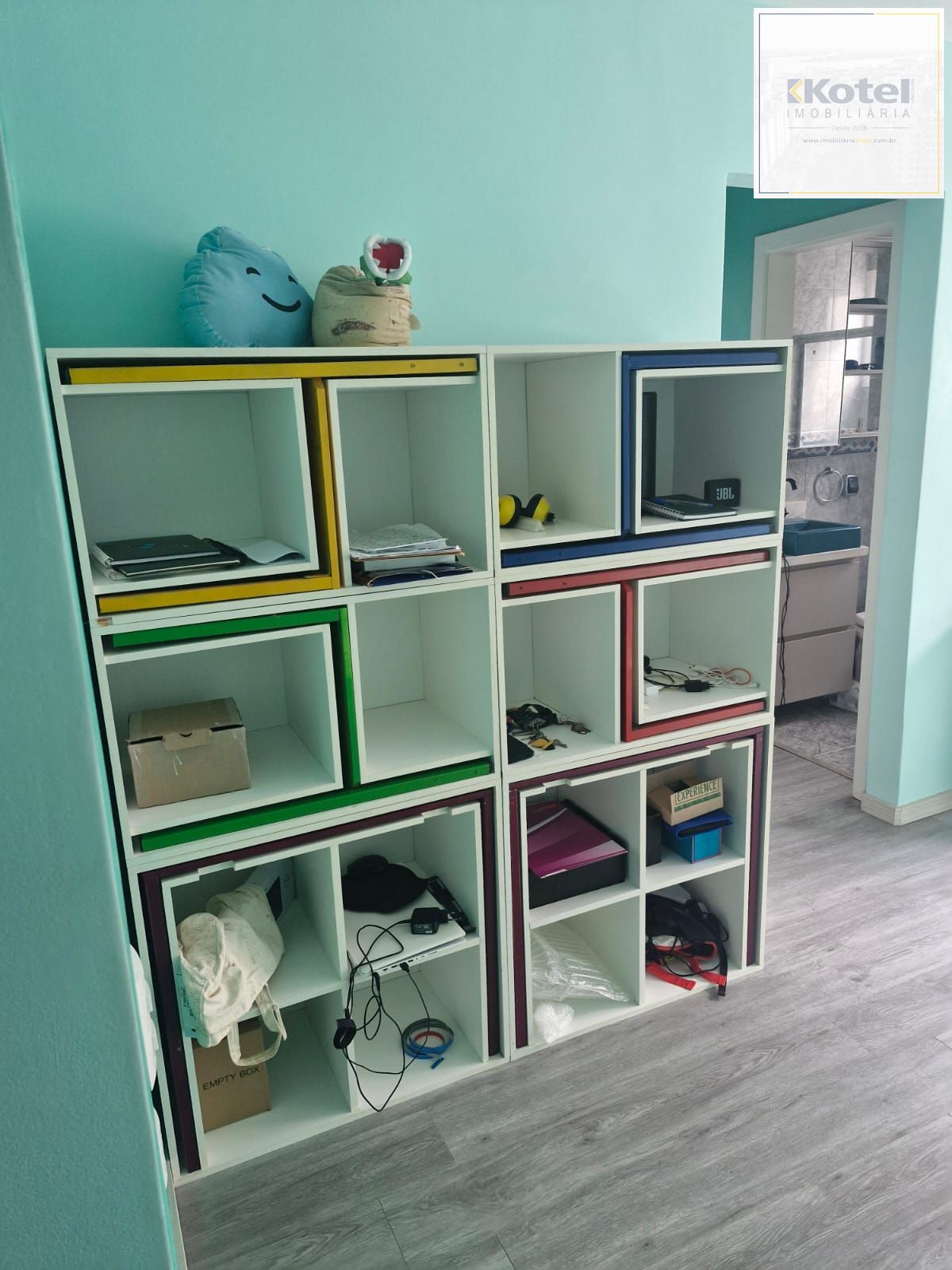 ÓTIMO APARTAMENTO DE 2 DORMITÓRIOS NA RUA ANGELO CRIVELLARO