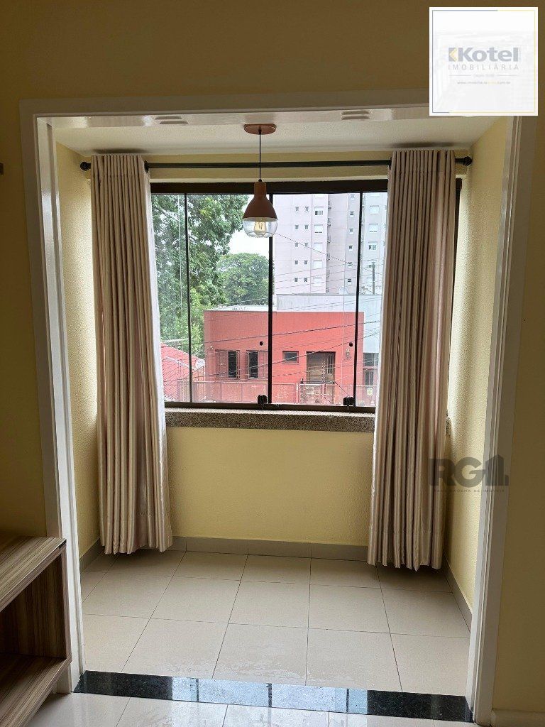 Excelente apartamento reformado 43m² privativo, todos móveis incluidos e ar condicionado.