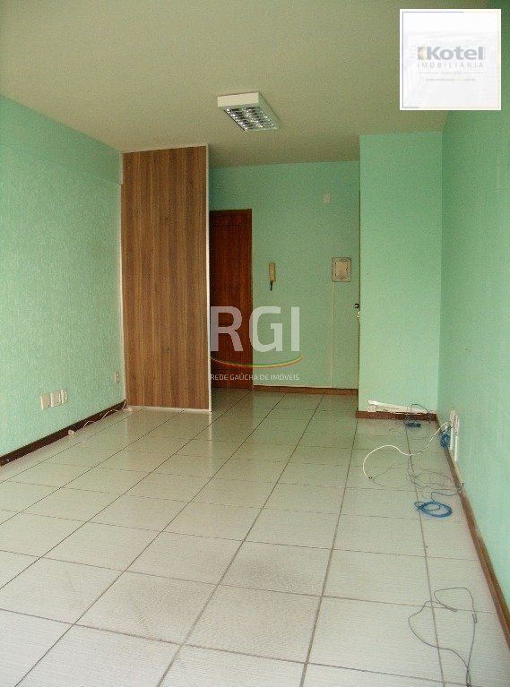 Conjunto/Sala para Venda - 28m², 0 dormitórios, Cidade Baixa — foto 2