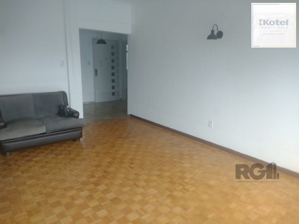 Apartamento 3 dormitórios - 132,00 m²  -  1 vaga - MENINO DEUS