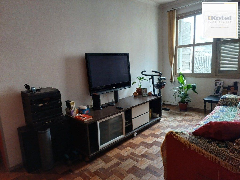 3D ensolarado e com vaga.