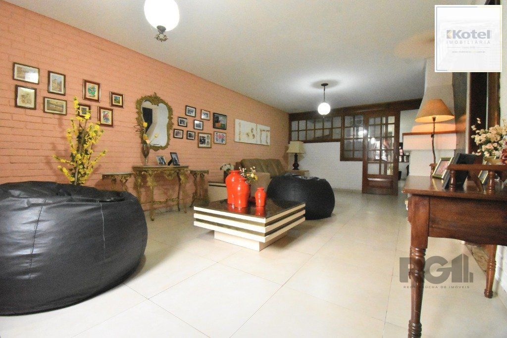 CASA - 5 dorms. -  3 vagas -  290 m² - MENINO DEUS — foto 3