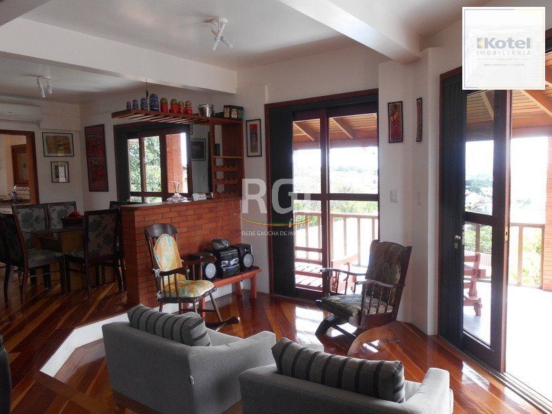 Casa para Venda - 430m², 3 dormitórios, sendo 1 suites, 2 vagas - Vila Nova — foto 2