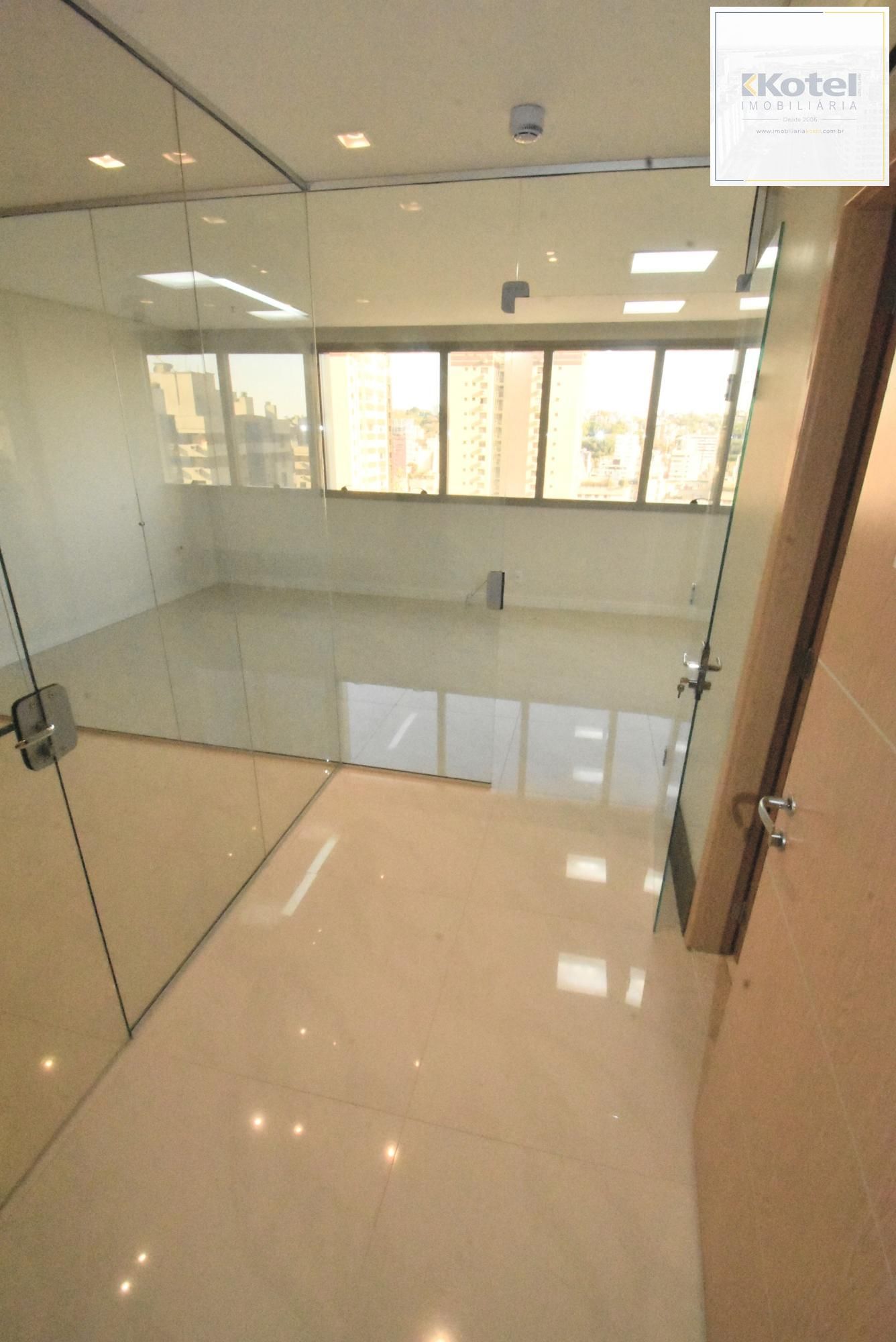 Linda Sala Comercial no Condomínio Getúlio Vargas  Prime Ofices