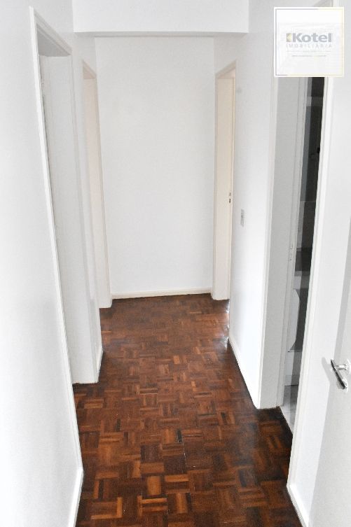 Apartamento 3 dormitorios vaga coberta Menino Deus