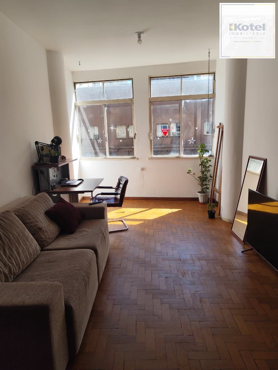 Sala Comercial na rua Andrade Neves - Centro Histórico