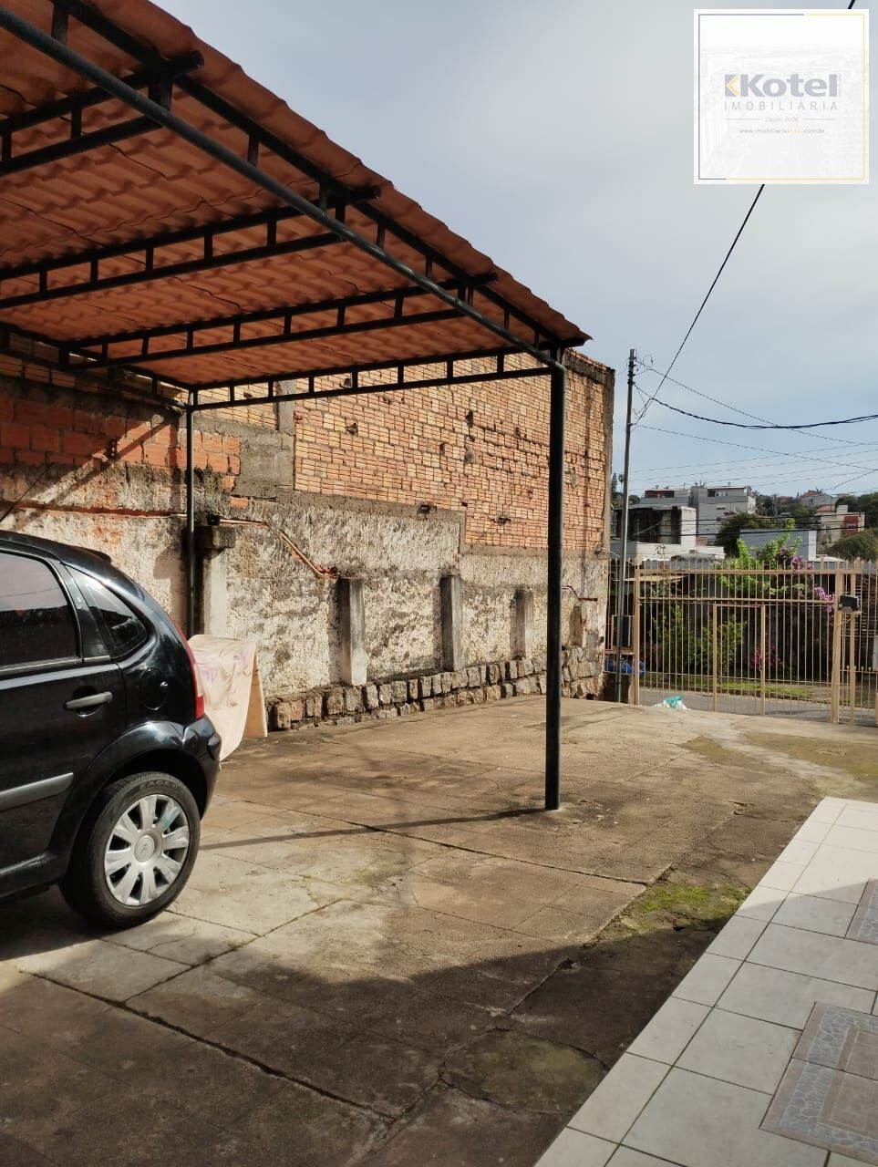 Terreno com duas frentes, três casas  (duas c/dois dormitórios e a outra tipo tipo JK) — foto 3