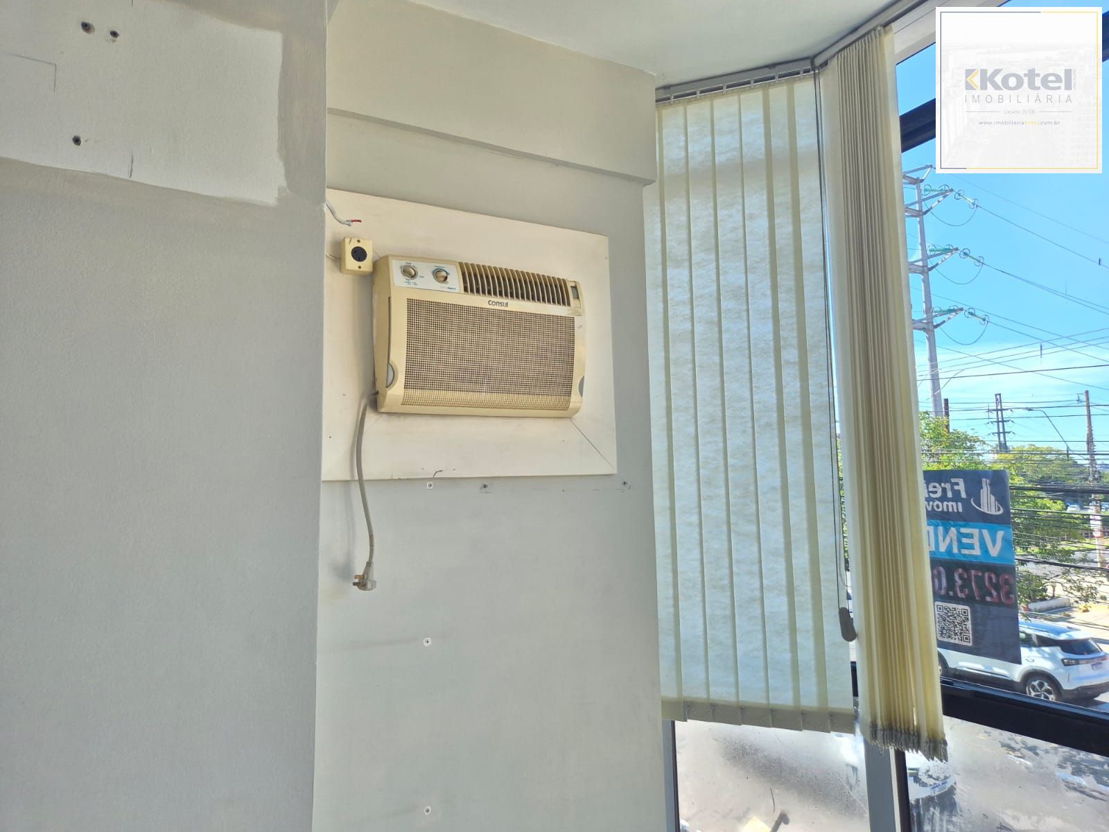 Sala comercial desocupada