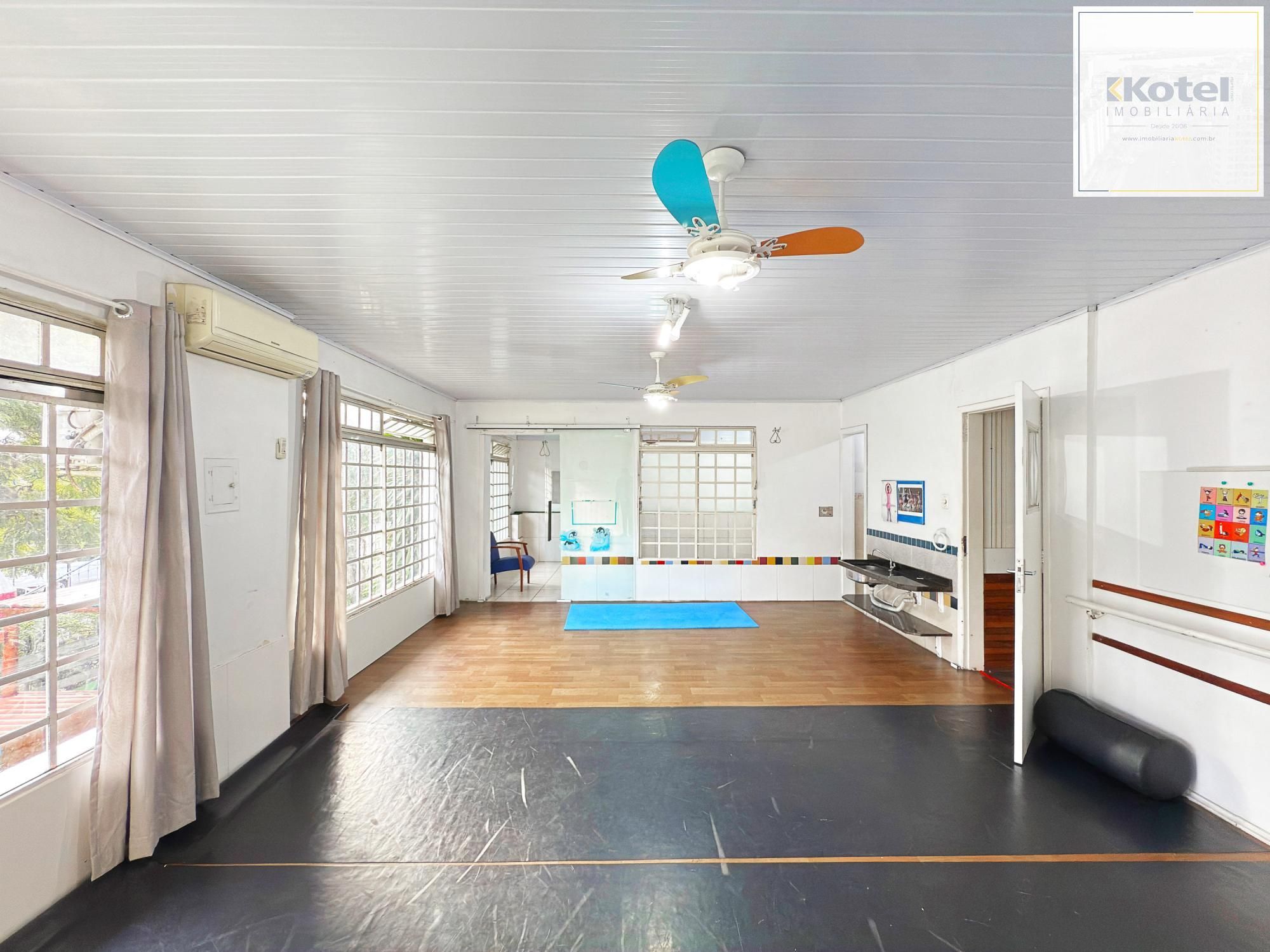Excelente casa residencial/Comercial para vender no bairro cristo Redentor
