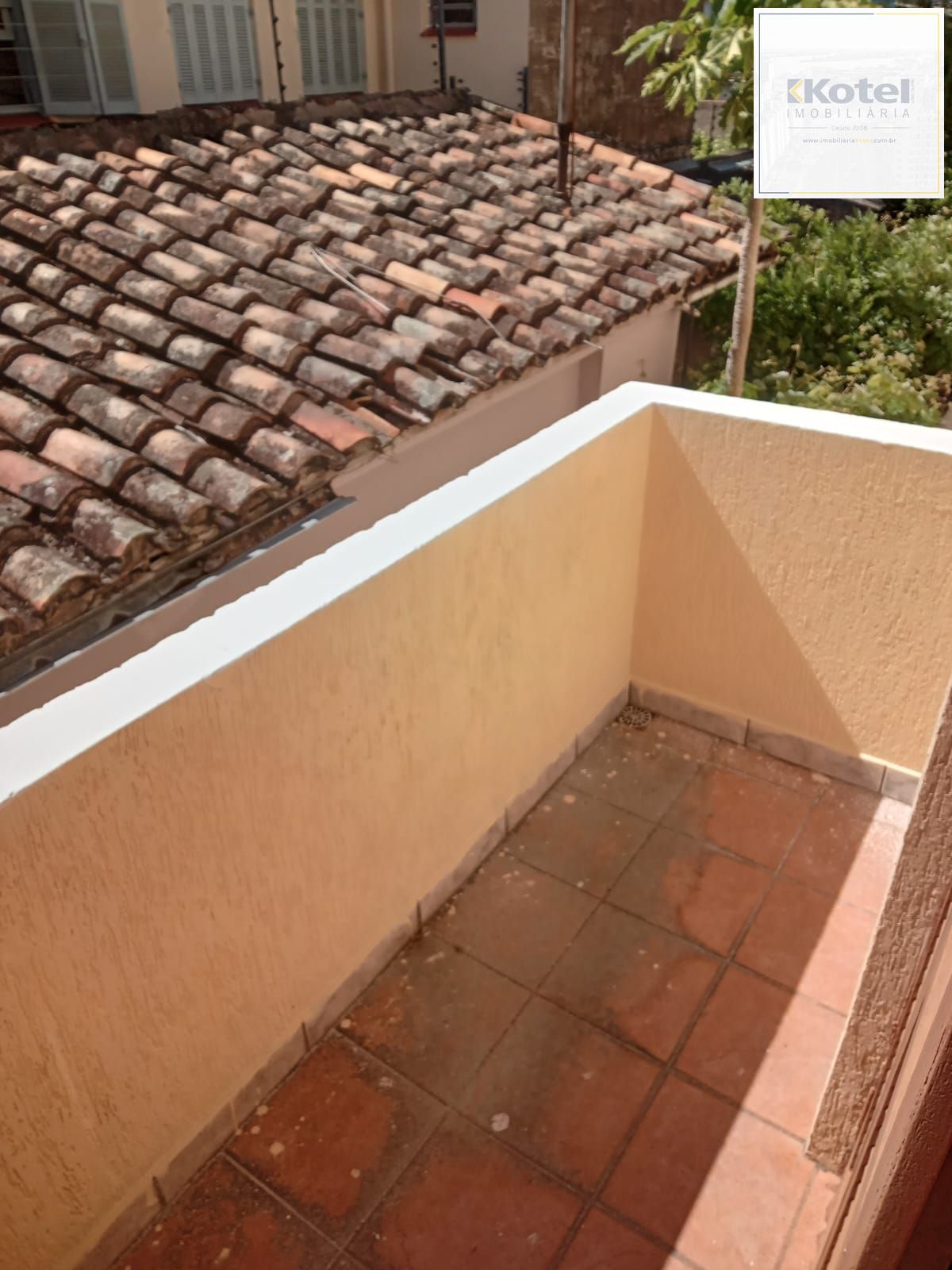 Ótima Casa com 4 Dormitórios no Bairro Cidade Baixa — foto 3