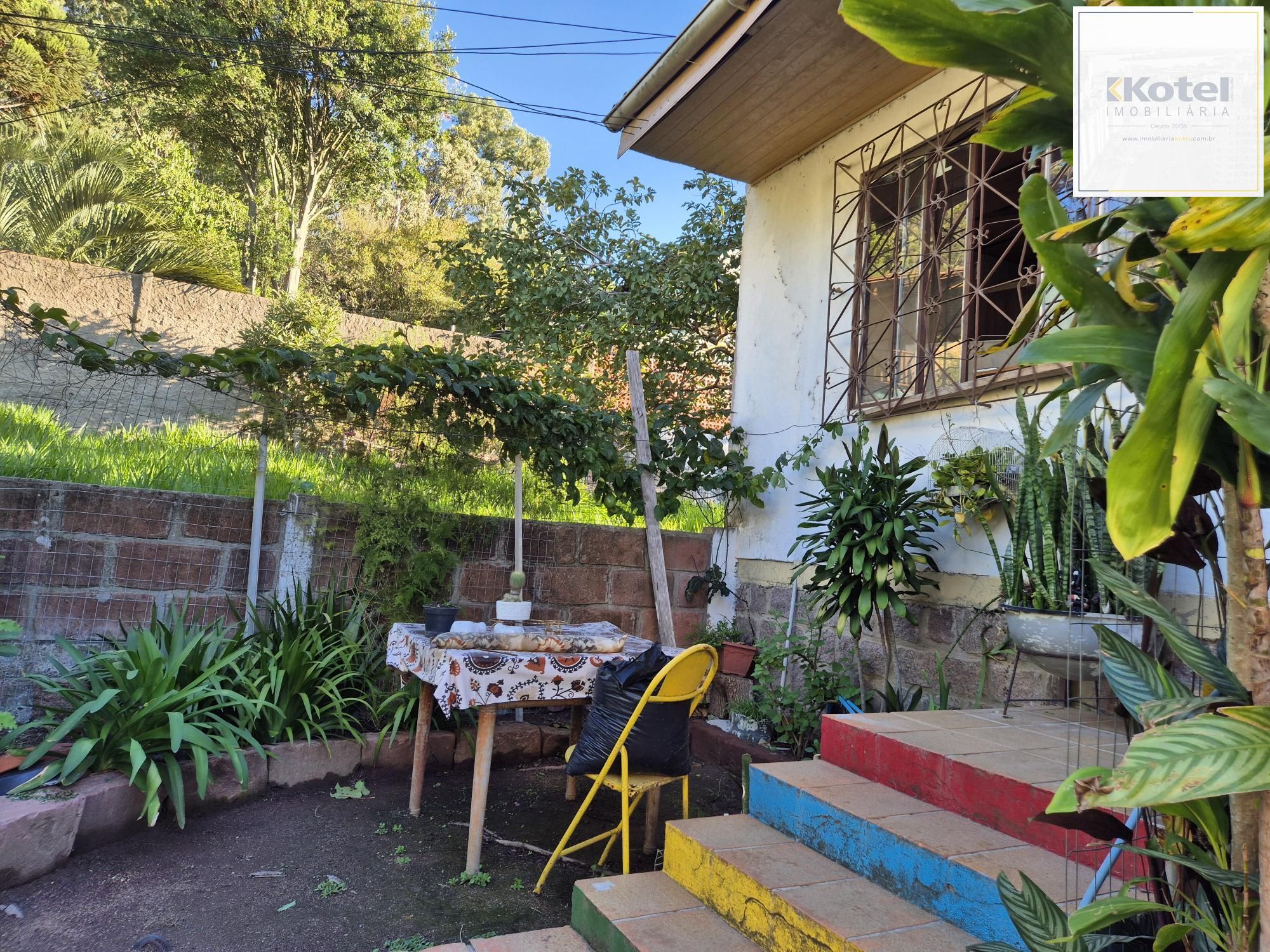 Casa com amplo jardim — foto 2