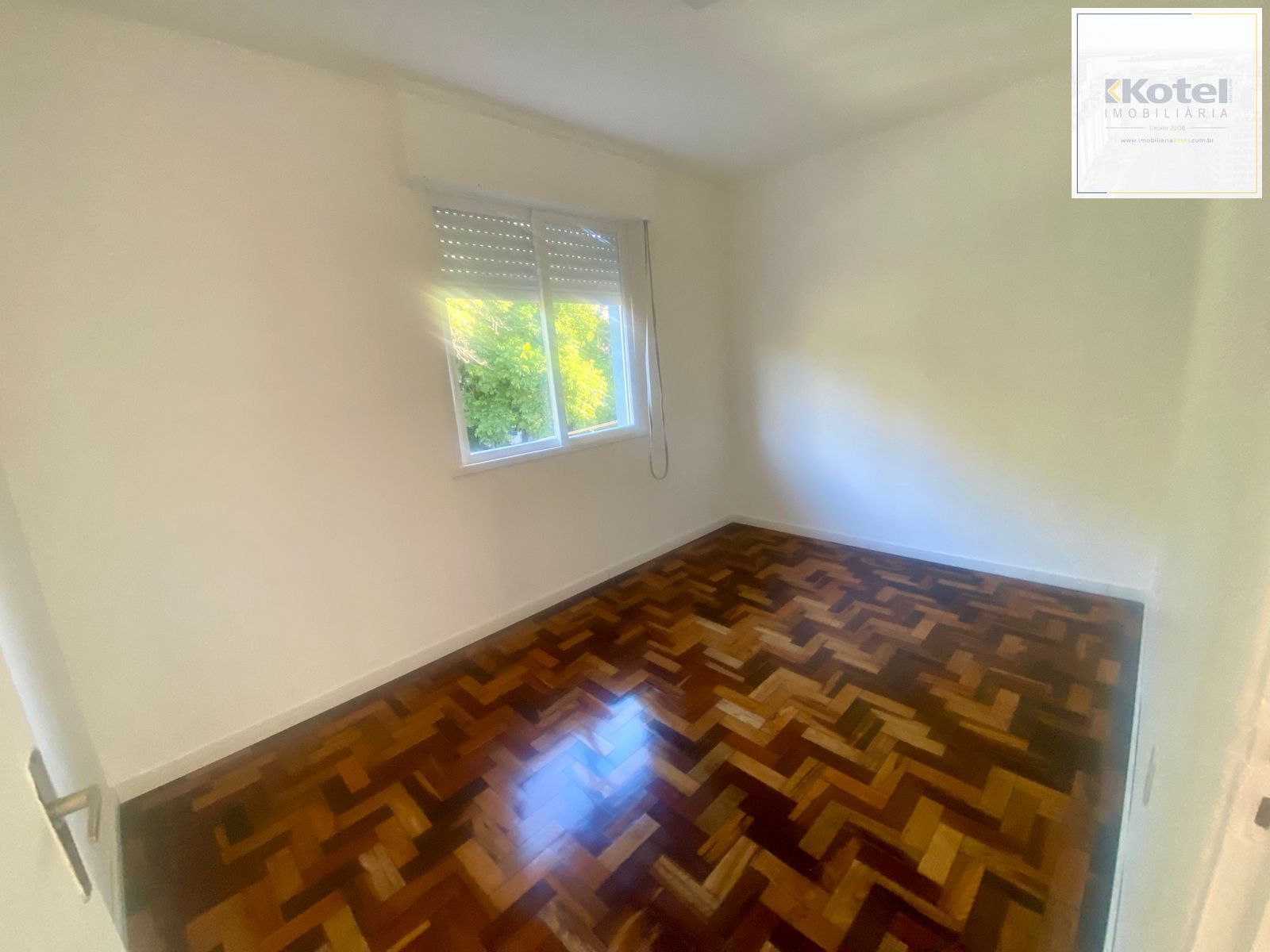 Apartamento 2 dormitórios reformado 50m2 bairro Menino Deus