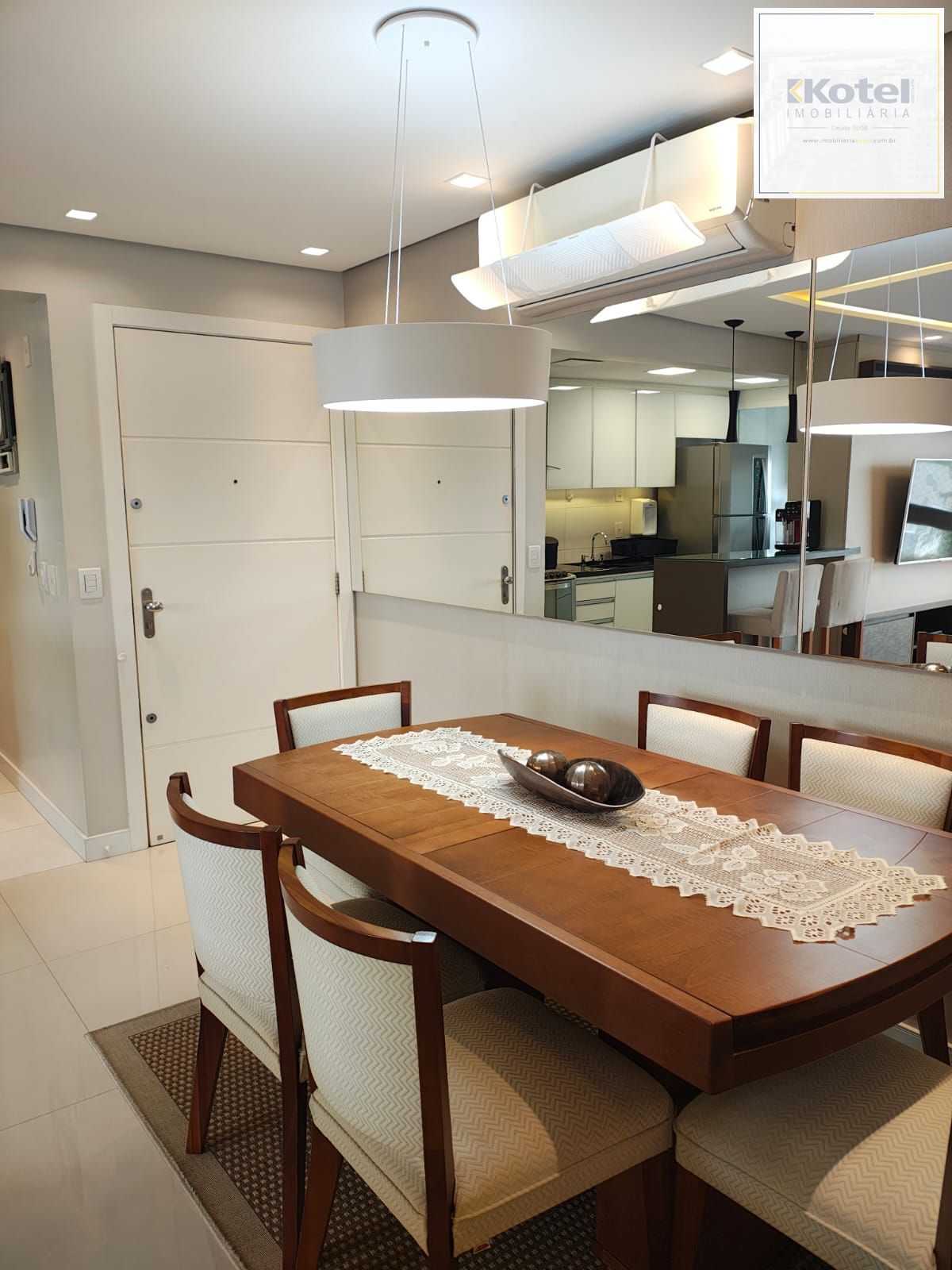 Excelente Oportunidade apartamento com móveis planejados em todos os ambientes e infraestrutura completa!!! — foto 4
