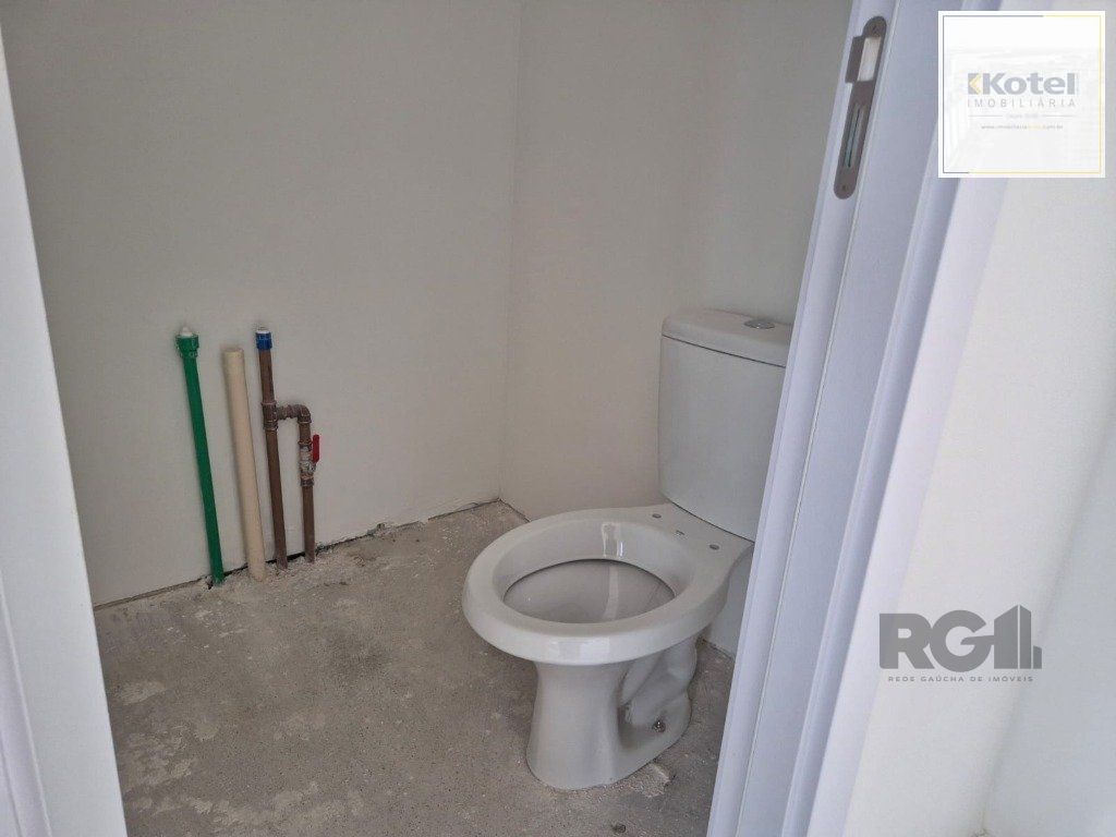 Novo, 1 suíte e infra.