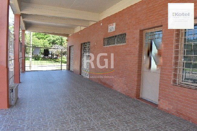 Loja para Venda - 230.6m², 0 dormitórios, 1 vaga - Camaquã