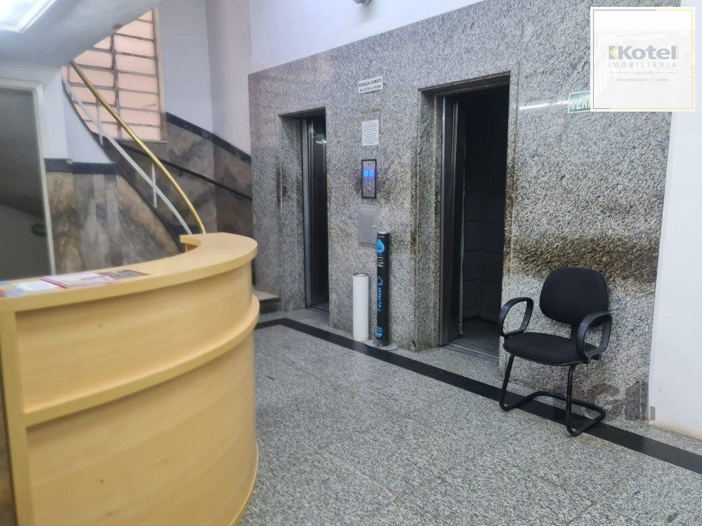 Sala - 30 m² - Centro Histórico